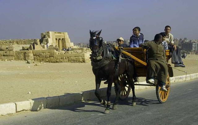 Giza Pyramids IMGP4648.jpg
